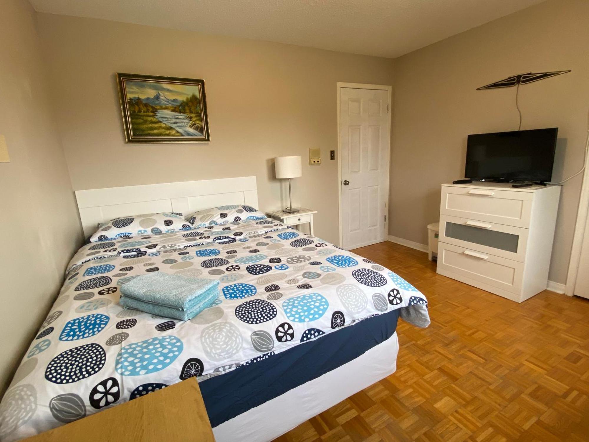 Comfort Rooms Near Toronto Airport Mississauga Quarto foto